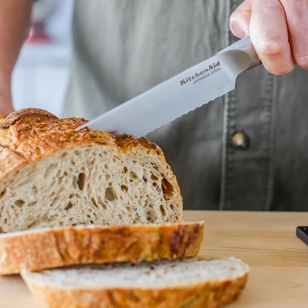 KitchenAid Gourmet 20cm Bread Knife 7 KitchenAid Gourmet 20cm Bread Knife - Image 5